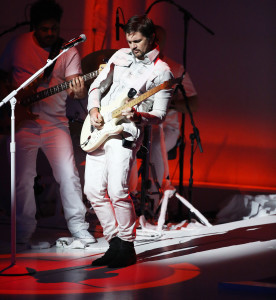 Juanes en los Latin Grammy 2014 (Foto de Michael Tran/FilmMagic)