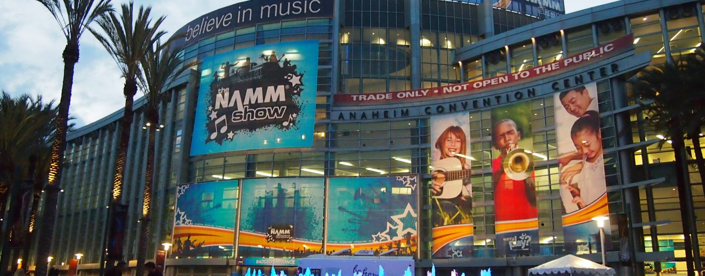 Moby se enfoca en la educación musical en el NAMM Show 2015