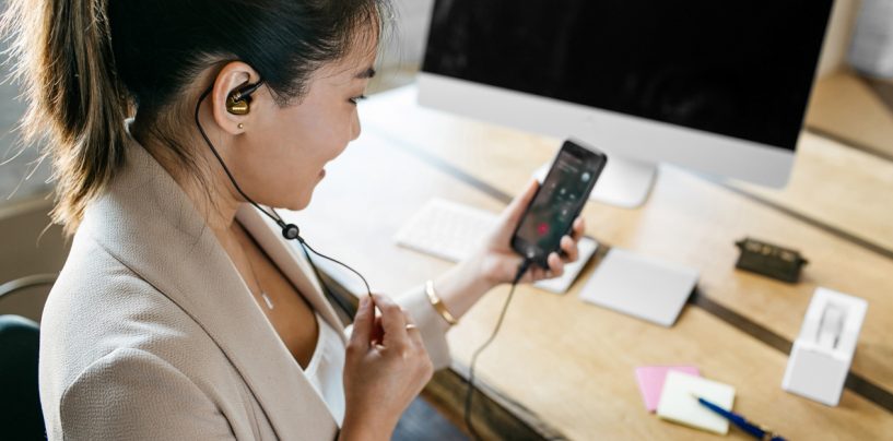 Shure lanza accesorios de audio para audífonos en CES 2017