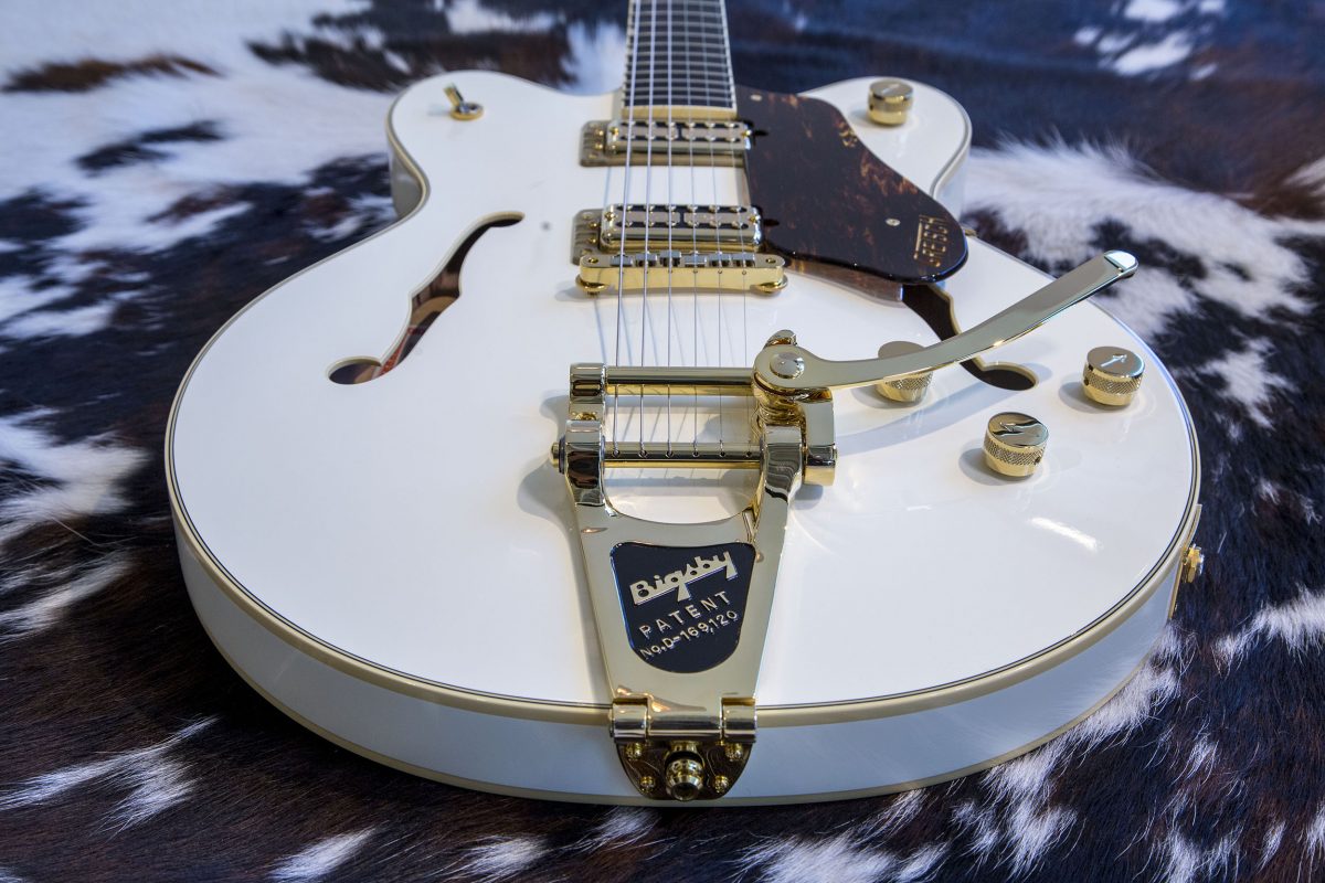 GTG Players Edition Broadkaster® Center Block Double Cut with String Thru Bigsby® and Gold Hardware USA FullTron™ Pickups Vintage White