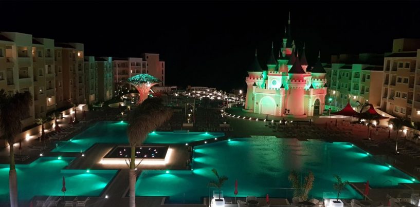 El Resort Fantasía de Tenerife, España, se ilumina con SGM