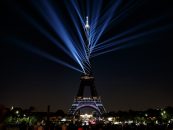 El 130 aniversario de la Torre Eiffel se iluminó con Proteus Hybrid de Elation