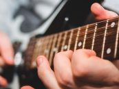 Mejores guitarras acústicas y eléctricas para principiantes de 2022