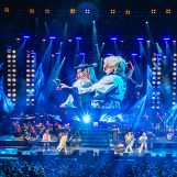 Robe provee luces para show orquestral en homenaje a ABBA
