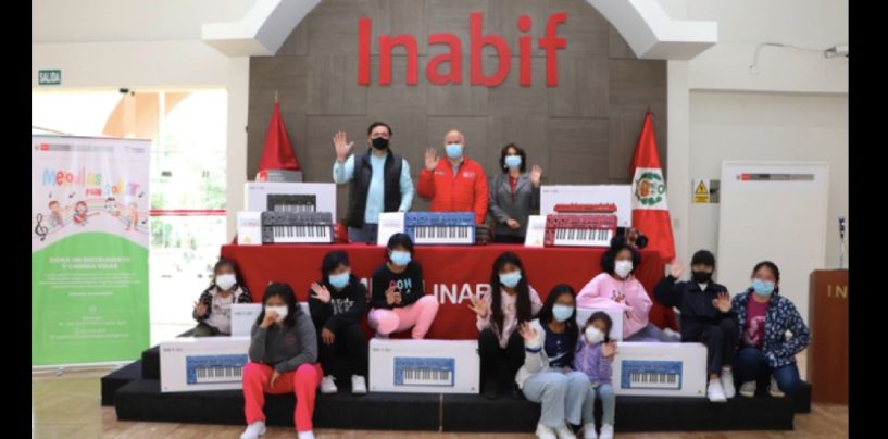 Perú: Behringer dona sintetizadores a residentes del Inabif 
