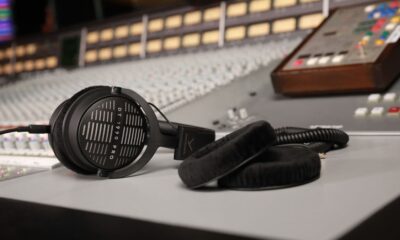 beyerdynamic DT 1990 PRO 1200x675