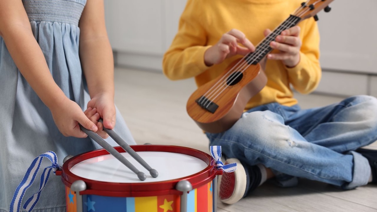 tiendas escuelas estudios 1200x675