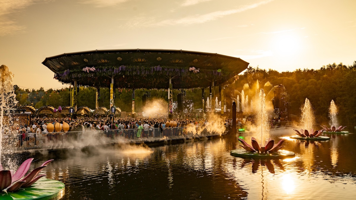 tomorrowland crystal 1200x675