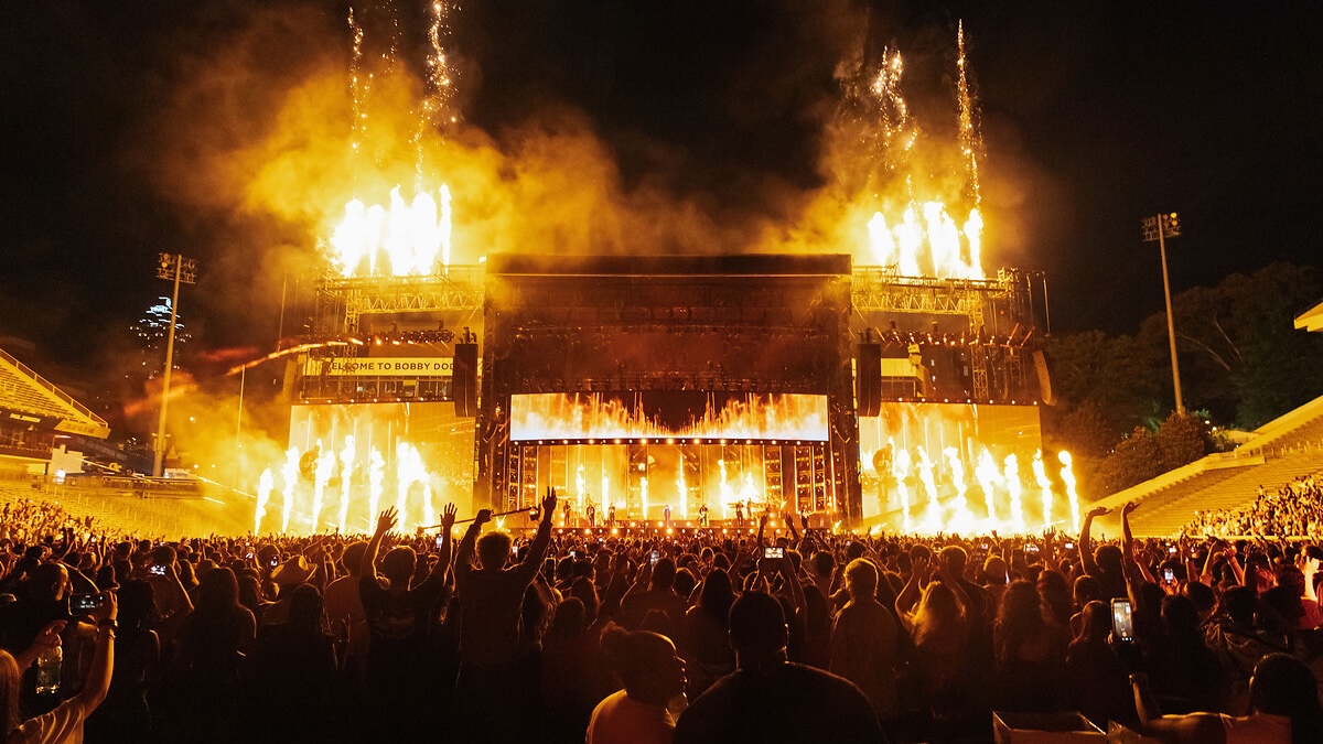 l-acoustics bruno mars 1200x675